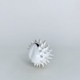 datura fruit vase (white)