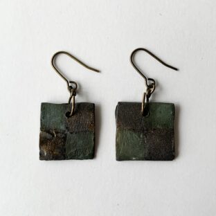 square earrings 2 (antique gold / moss green)
